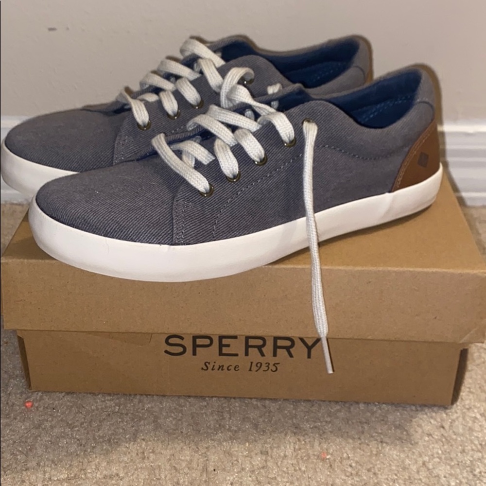 SPERRY SHOES BRAND NEW